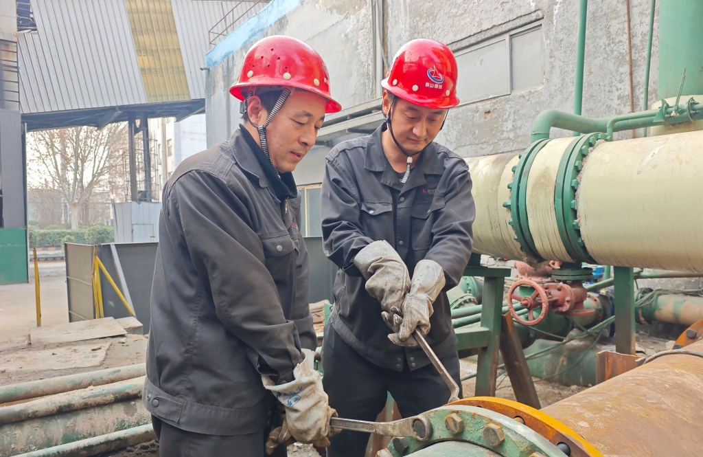 【先锋力量】守护高炉的红色担当